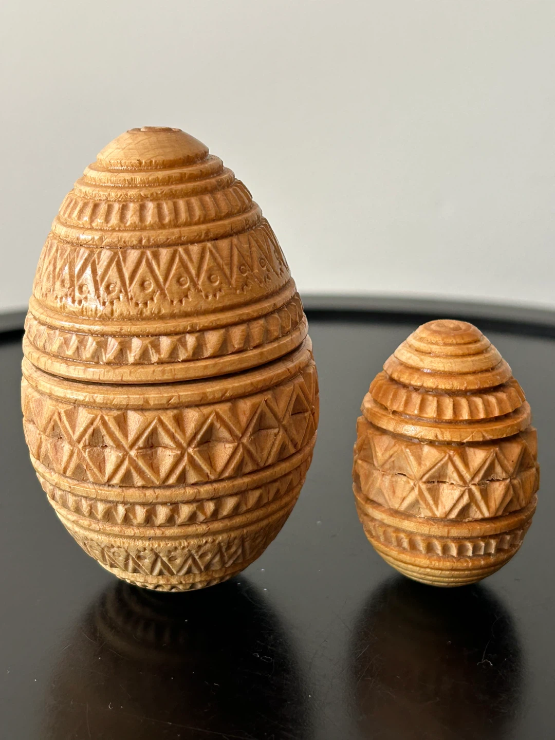 Hand-Carved Wooden Nesting Easter Egg Set Folk Art - photo 3