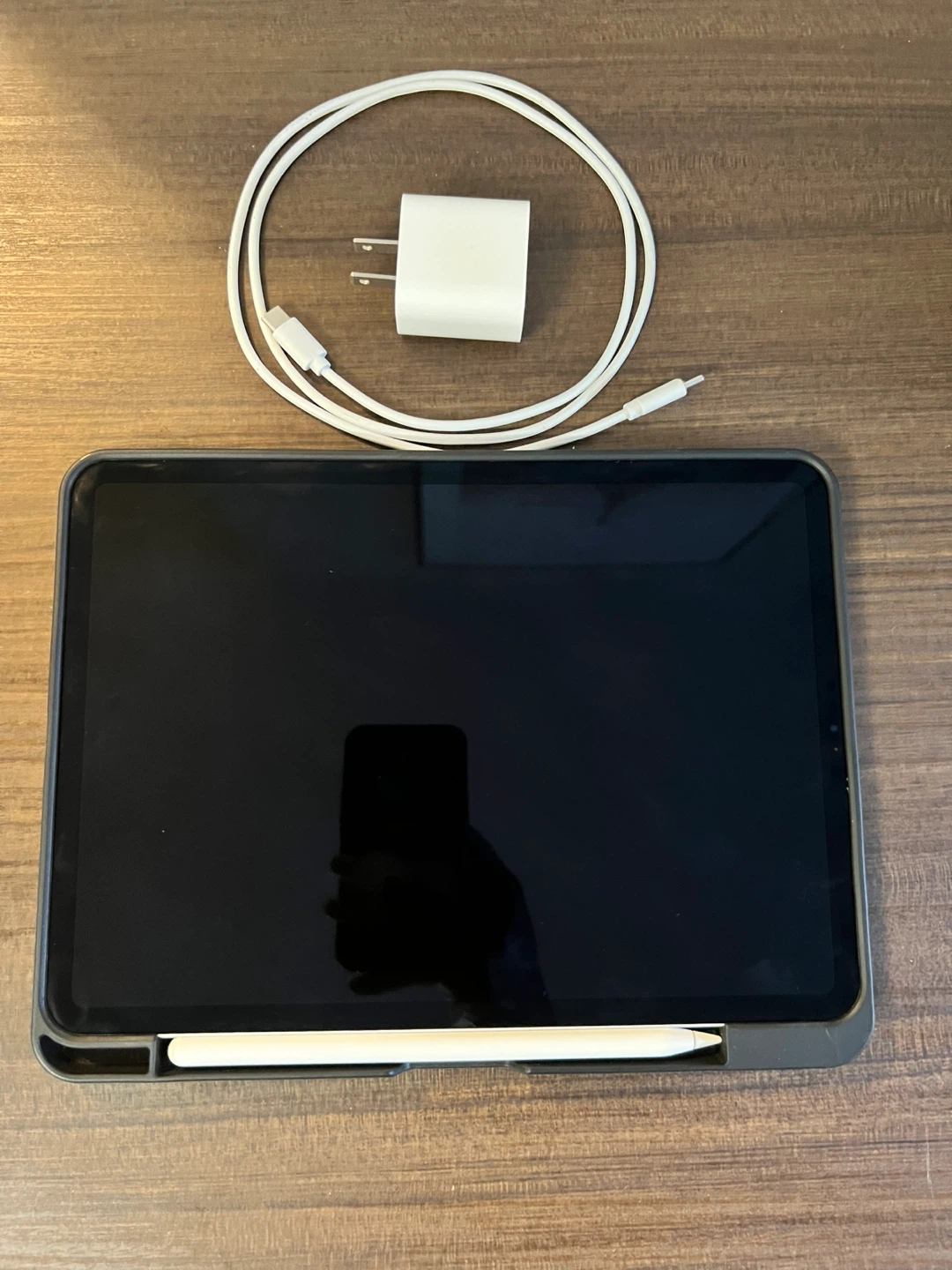 Excellent Condition iPad Pro With Apple Pencil And Accessories - photo 4