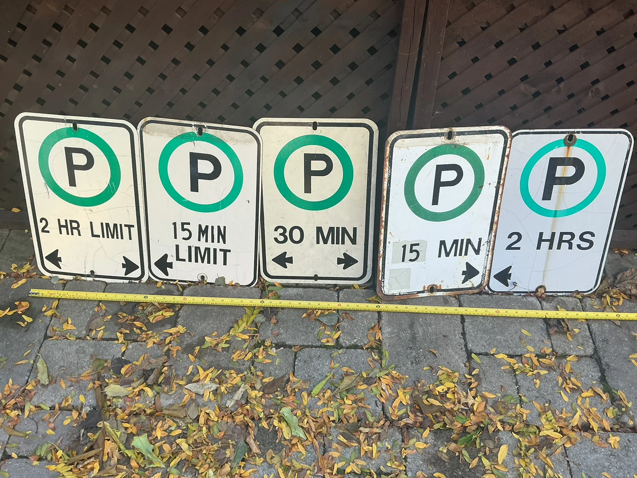 5 Vintage Metal Parking Limit Signs !
