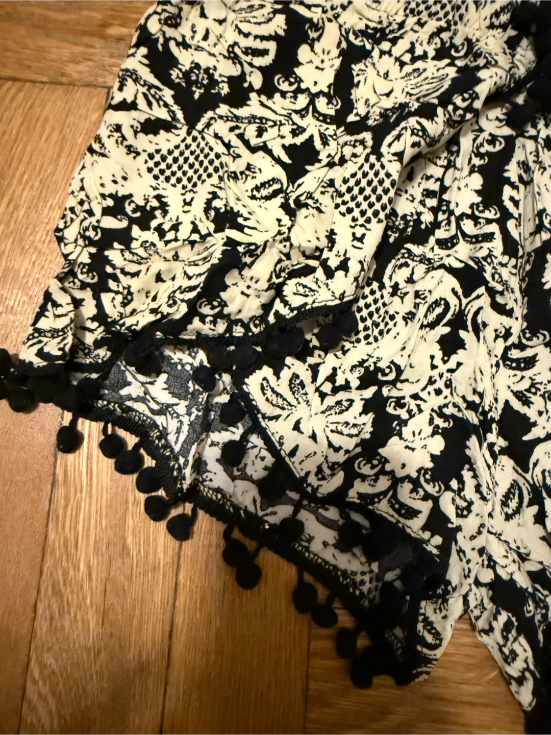 Patterned Shorts Size M - photo 2