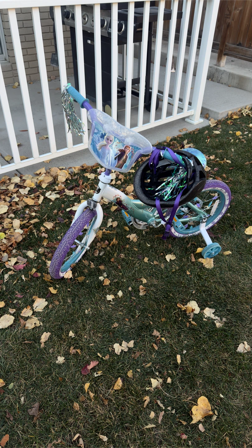 Frozen Disney 16-inch Kids Bicycle with Helmet - photo 2