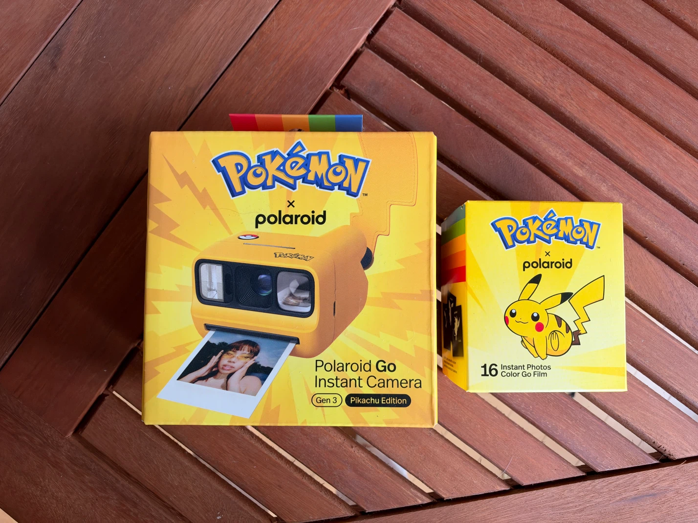 Pokemon x Polaroid Go Instant Camera Pikachu Edition