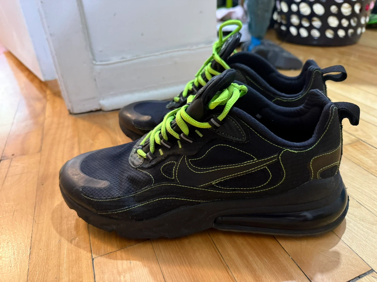 Nike Air Max 270 React Shoes - Size 10.5
