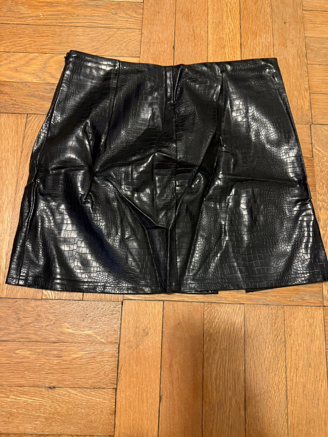 Fashion Nova Black Faux Croc Mini Skirt Size M - photo 3