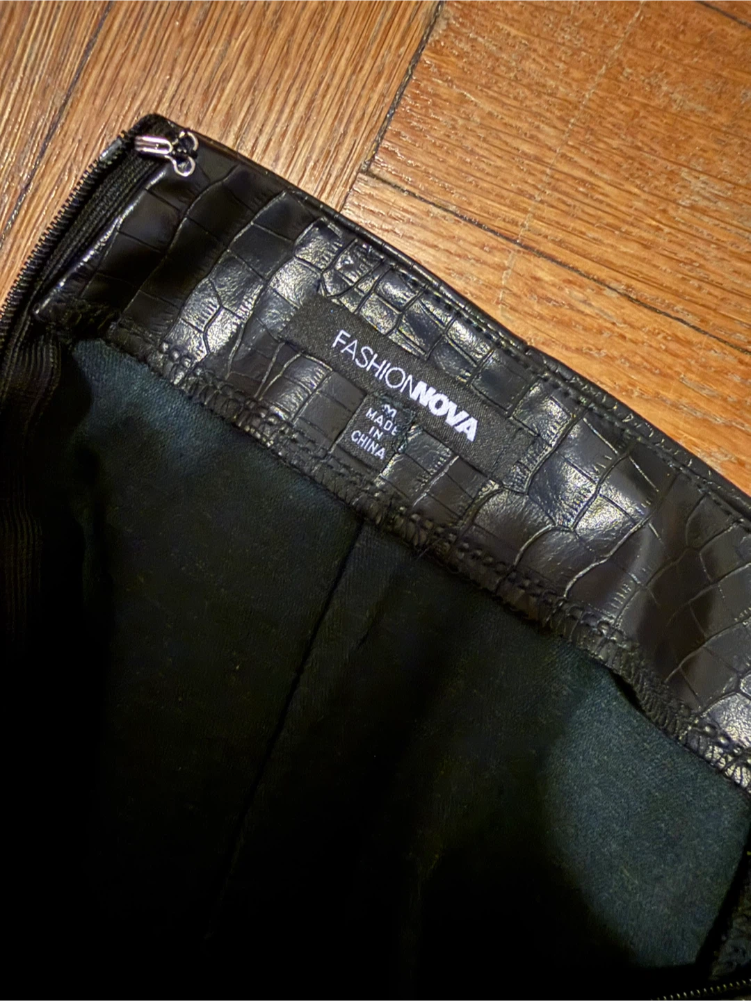 Fashion Nova Black Faux Croc Mini Skirt Size M - photo 4