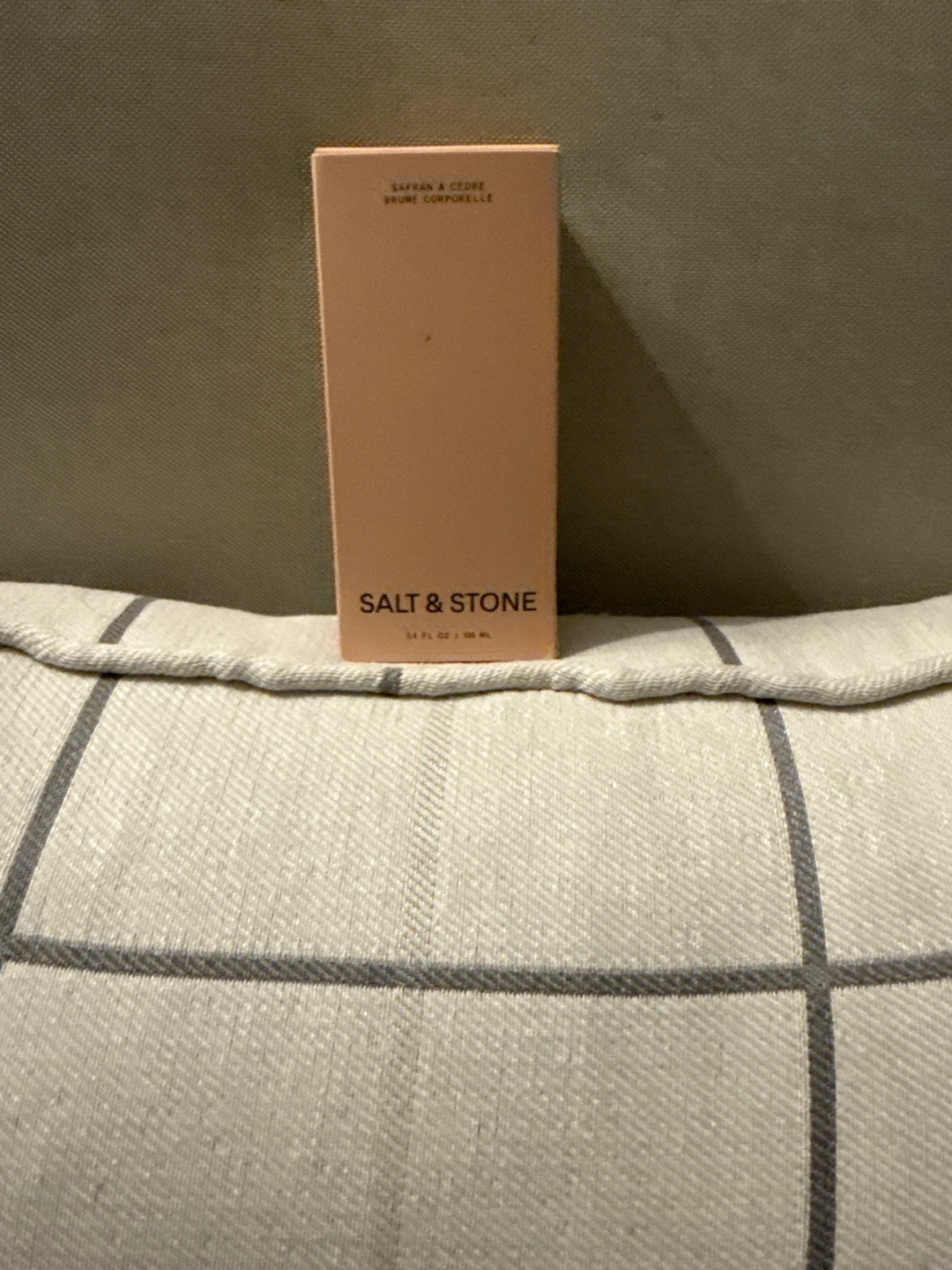 Salt & Stone Saffron & Cedar Body Mist - photo 2
