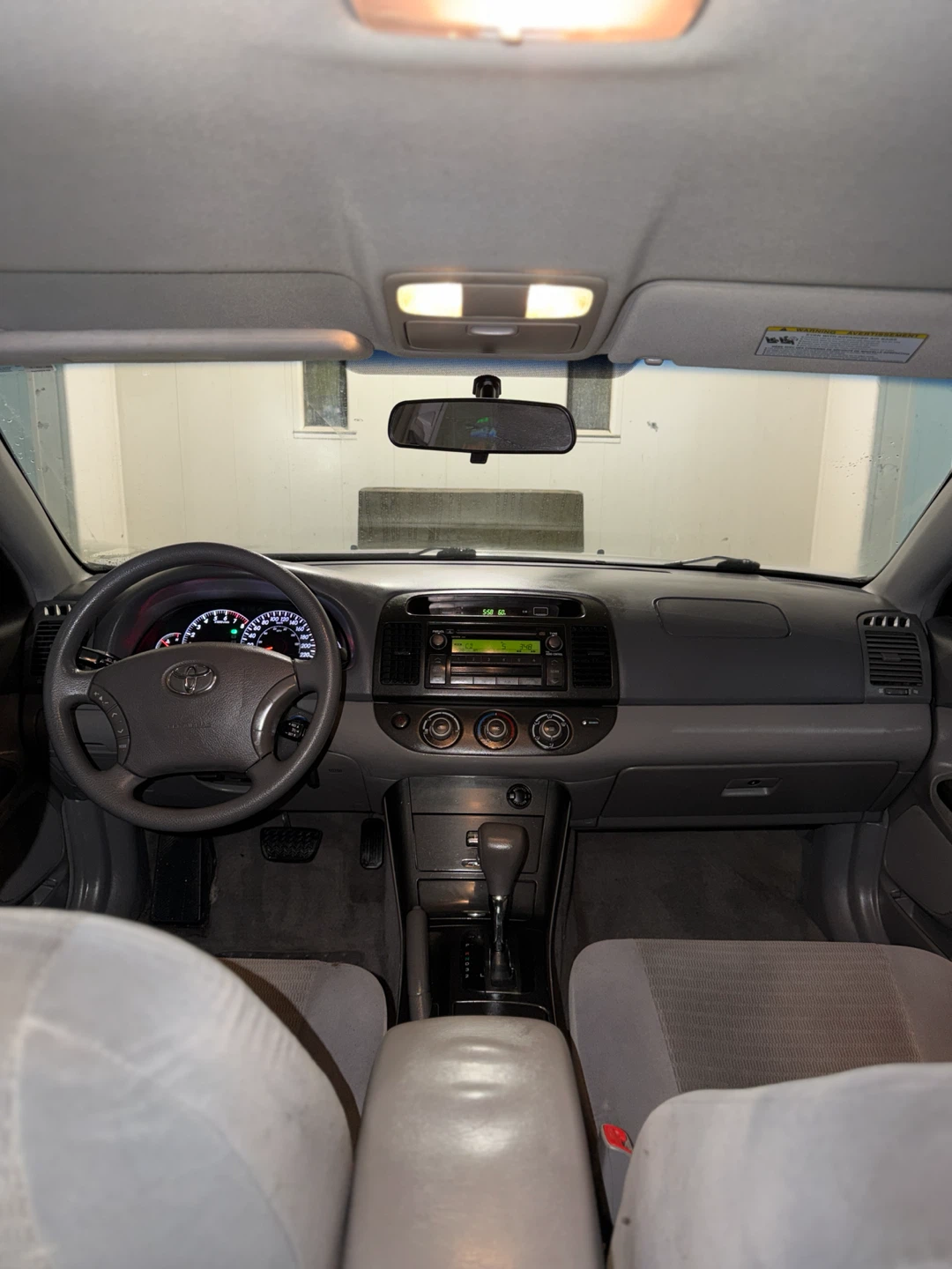 2005 Toyota Camry LE Sedan - photo 3