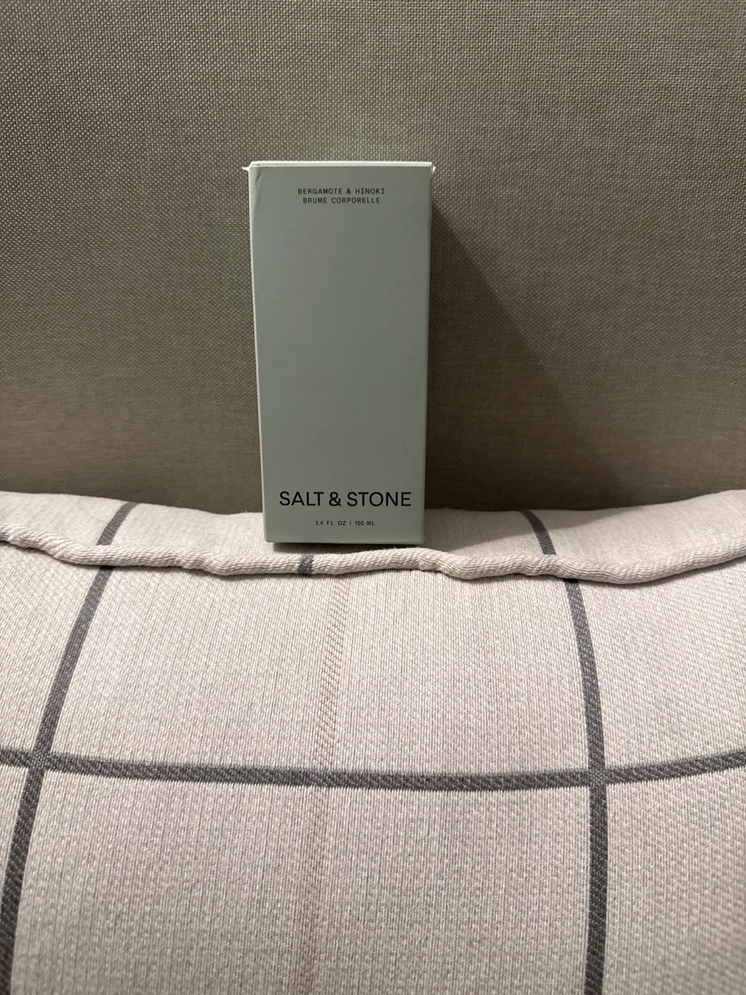 Salt & Stone Bergamote & Hinoki Body Mist - photo 2
