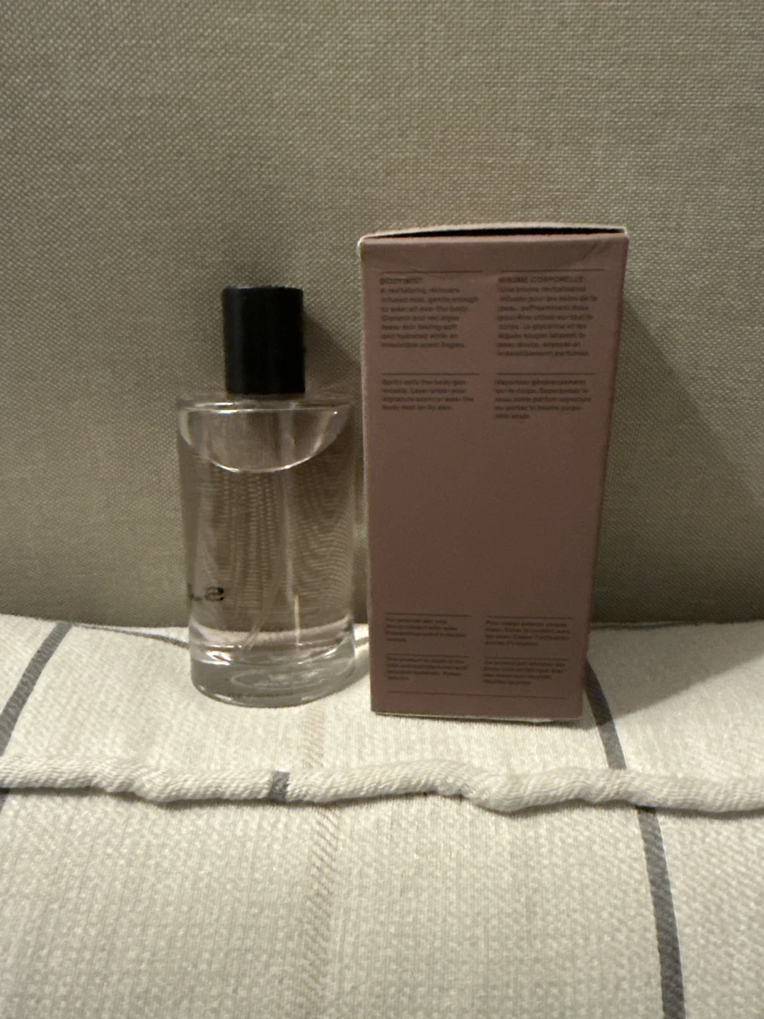 Salt & Stone Black Rose & Oud Body Mist 3.4 oz - photo 2