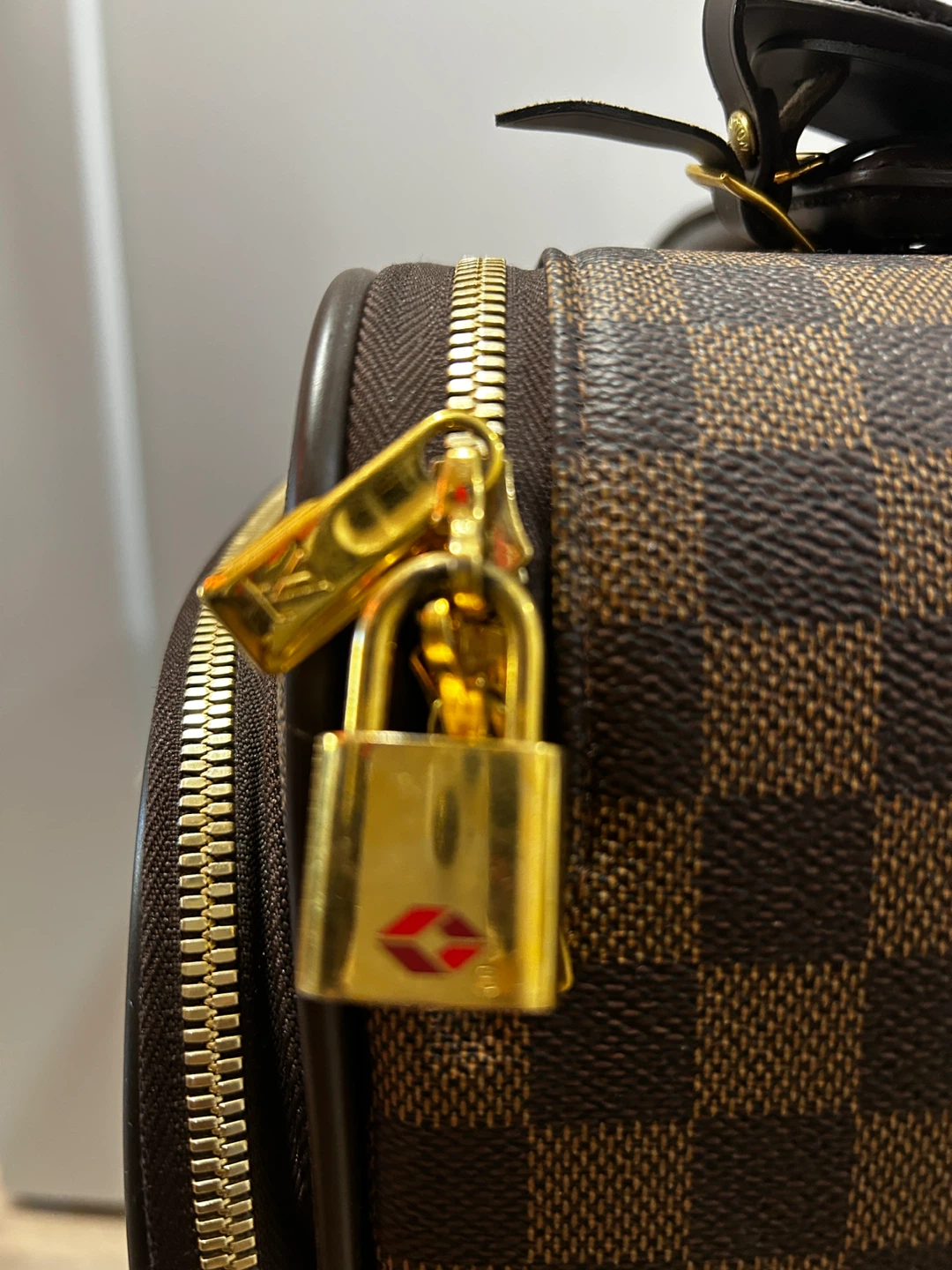 Louis Vuitton Damier Ebene Pegase Luggage - photo 3