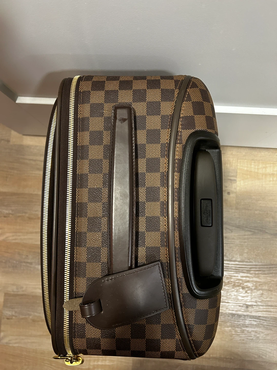 Louis Vuitton Damier Ebene Pegase Luggage - photo 4