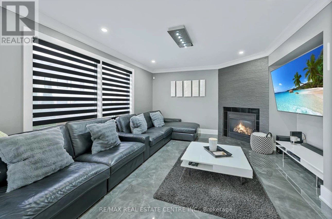 4+1 House for sale in Milton - photo 5