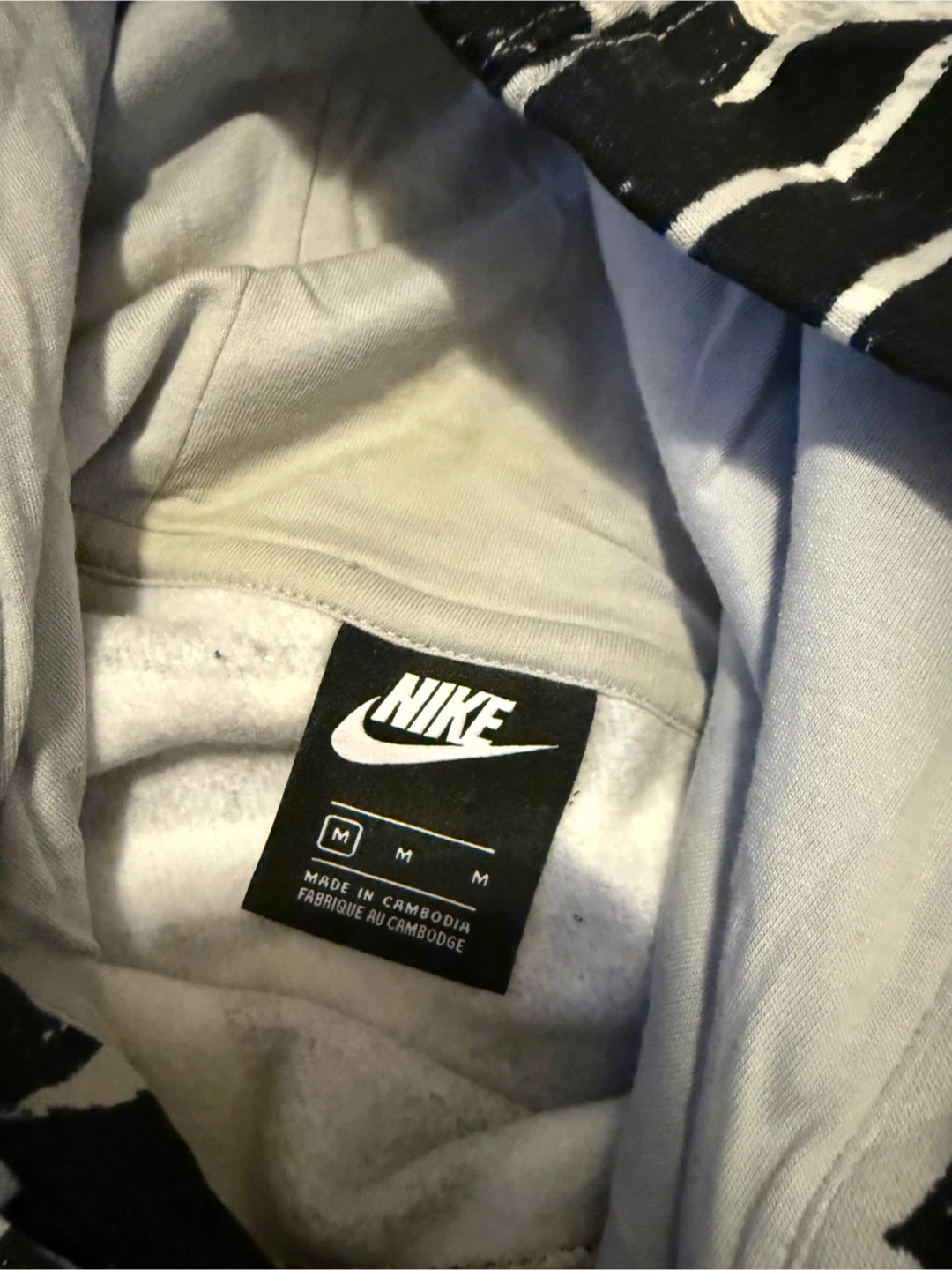 Nike Graphic Print Hoodie Men’s M - photo 3