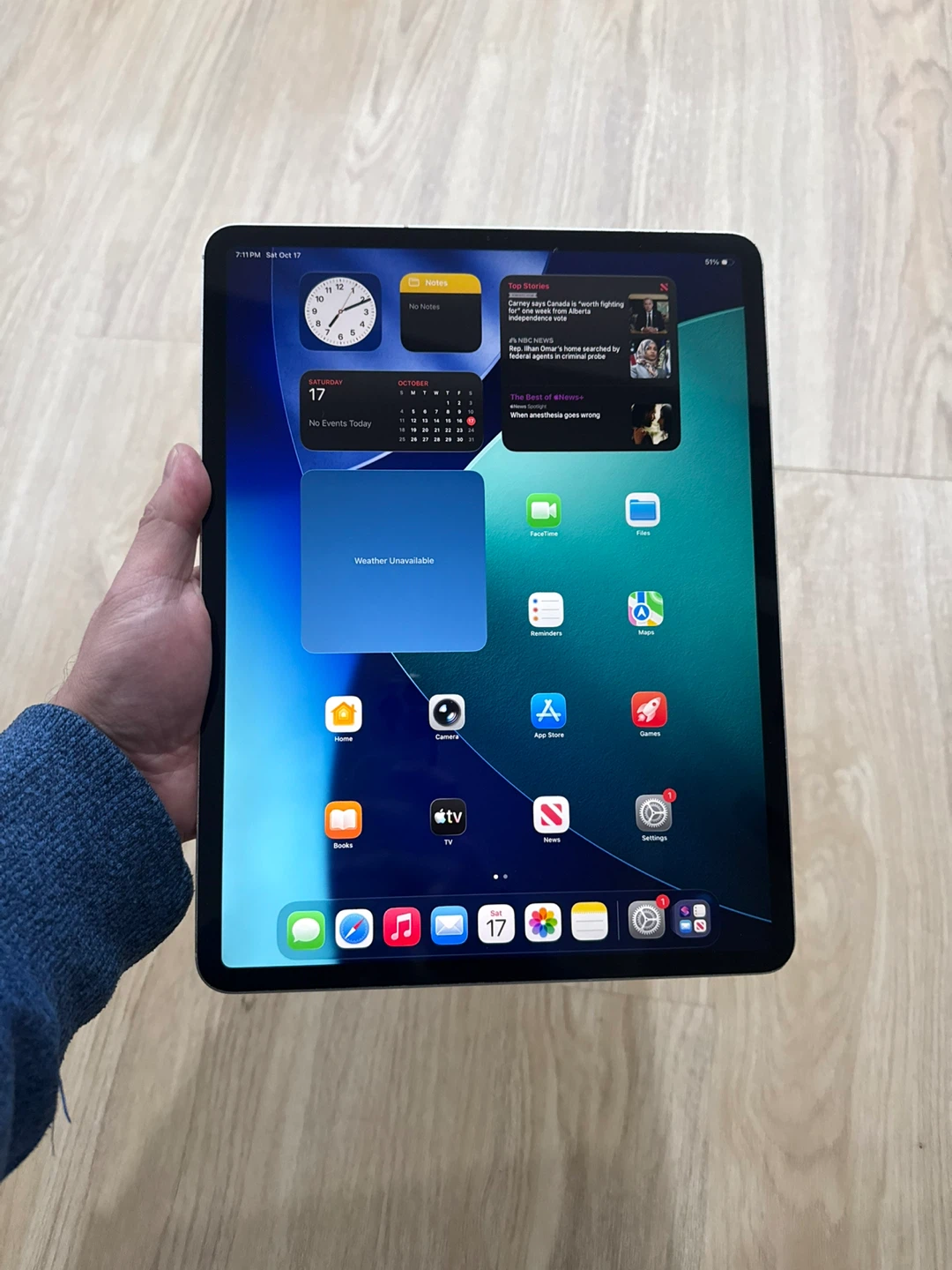Apple iPad Pro 12.9 3rd Generation 256GB Wi-Fi/LTE Keyboard