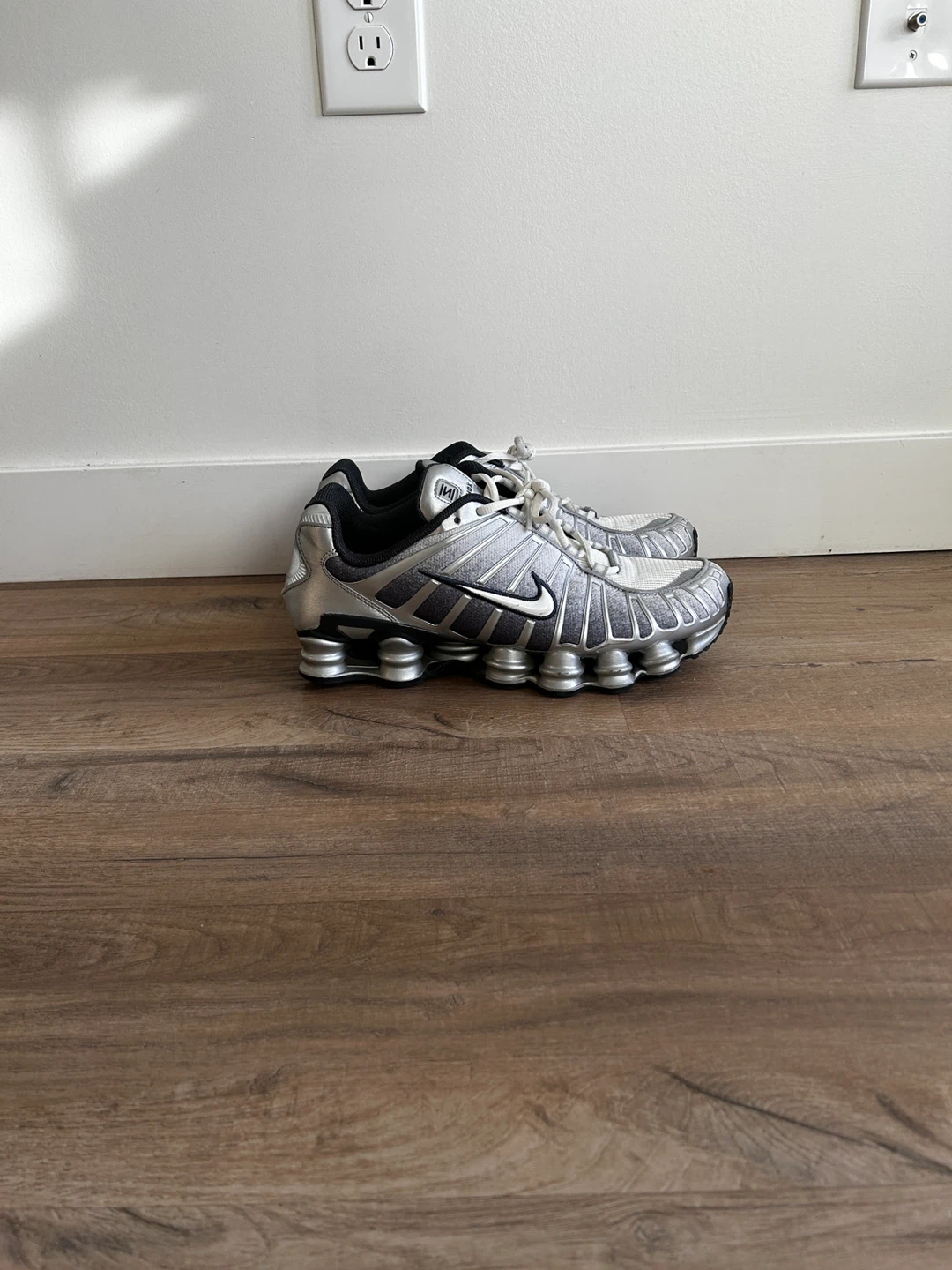Nike Shox Sneakers| US 11 - photo 4