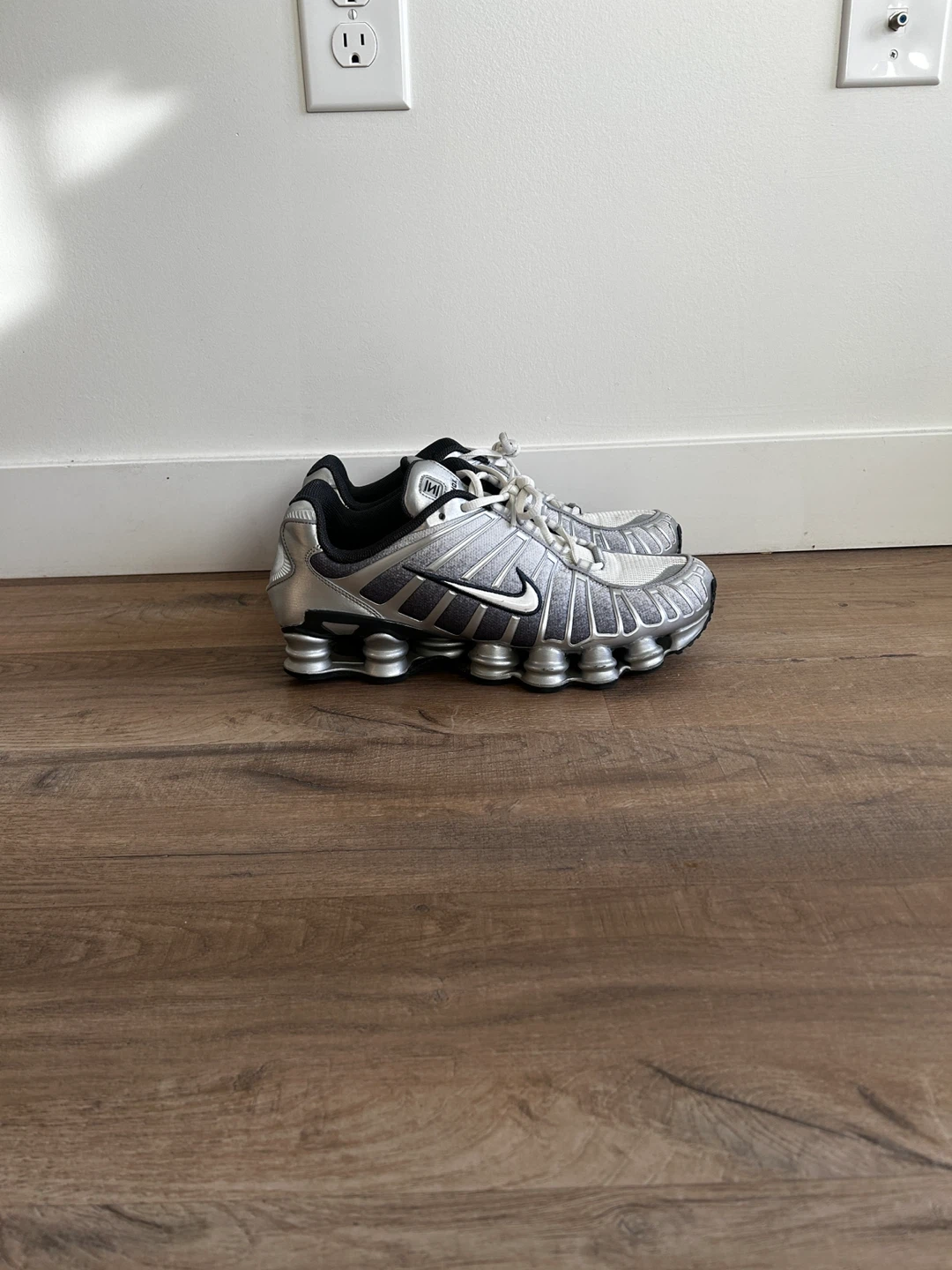 Nike Shox Sneakers| US 11 - photo 5