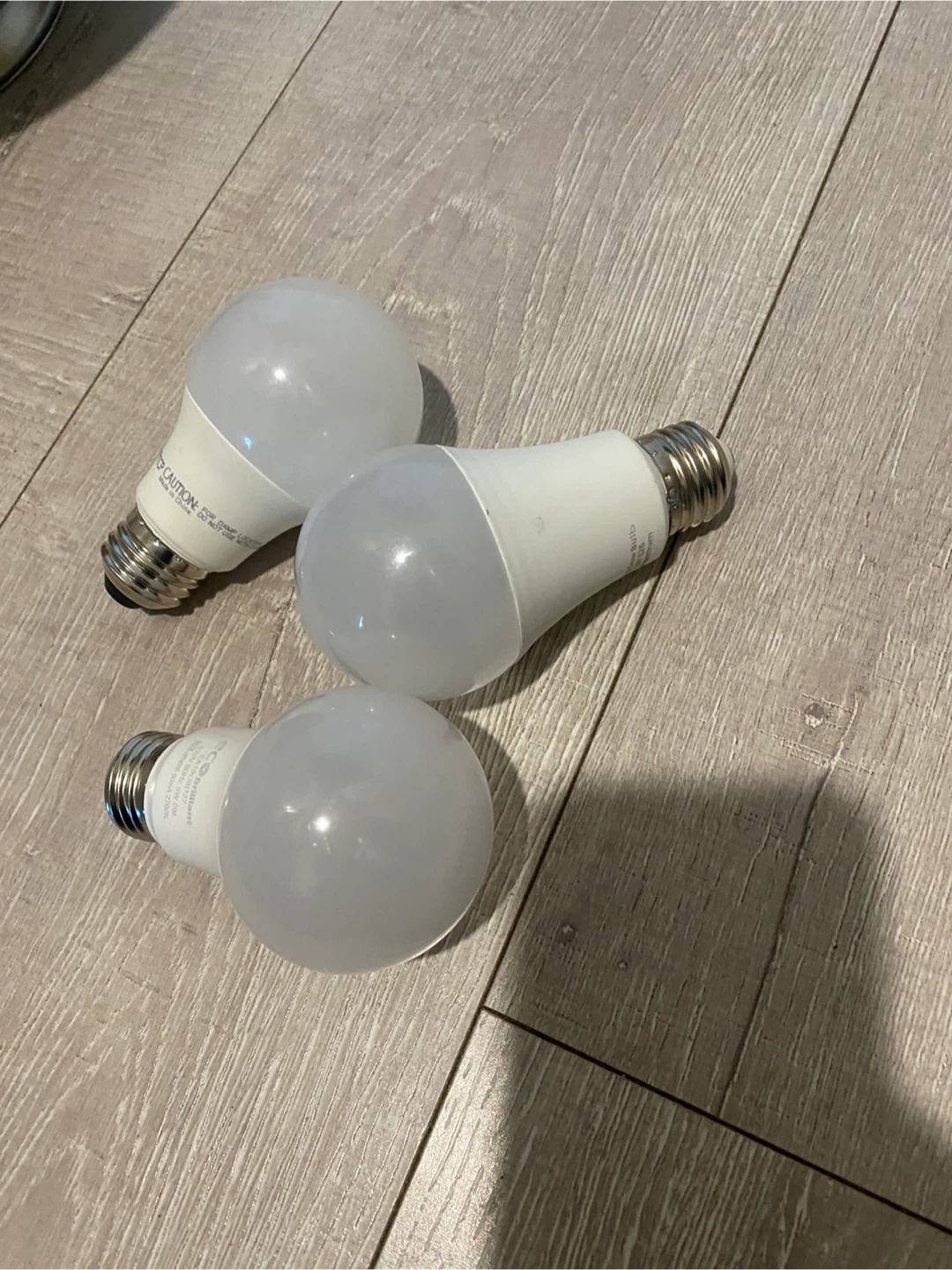 3x Wyifada A19 LED Grow Bulbs - photo 4