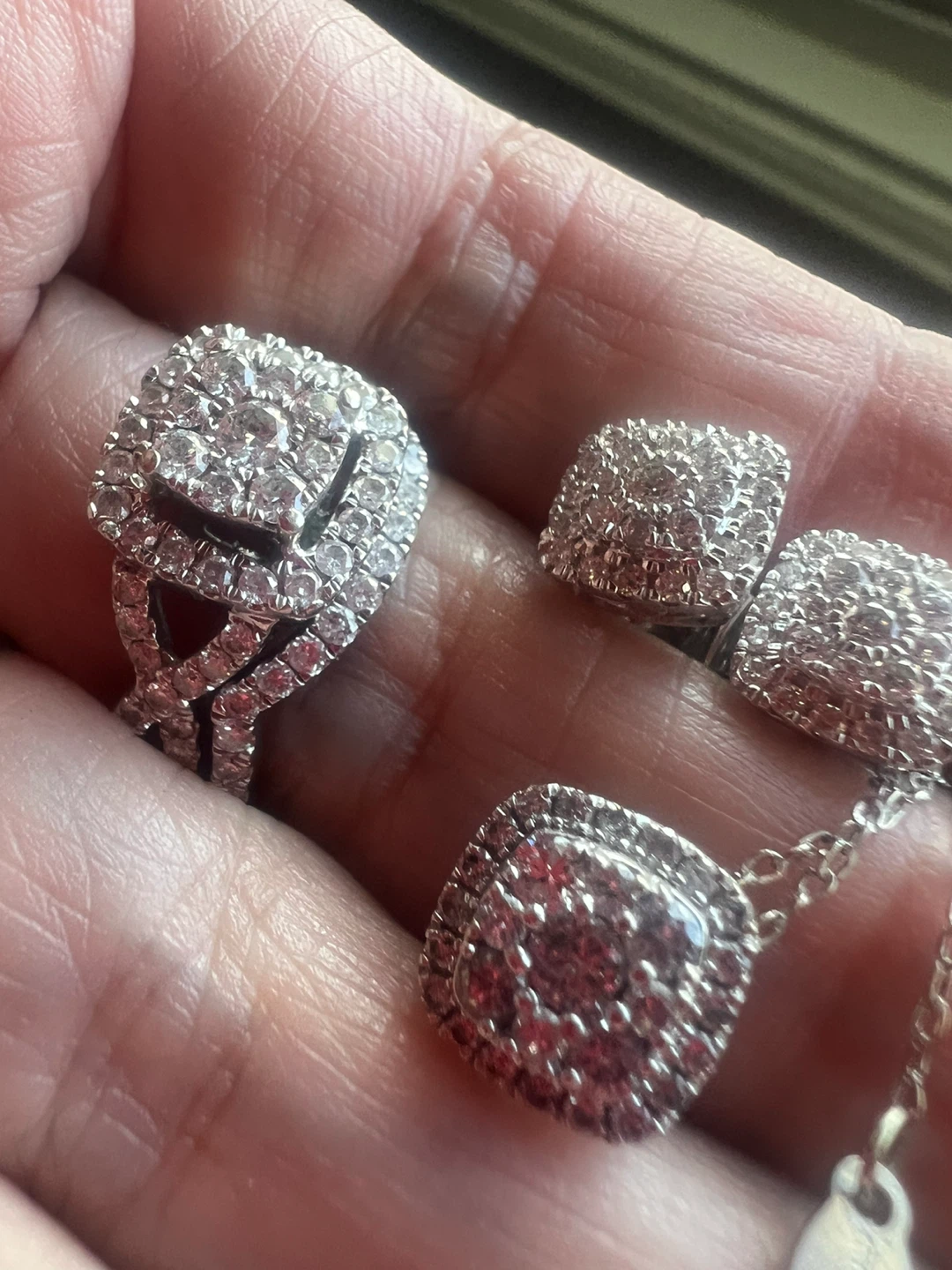 10 k Diamond Jewelry Set - photo 4