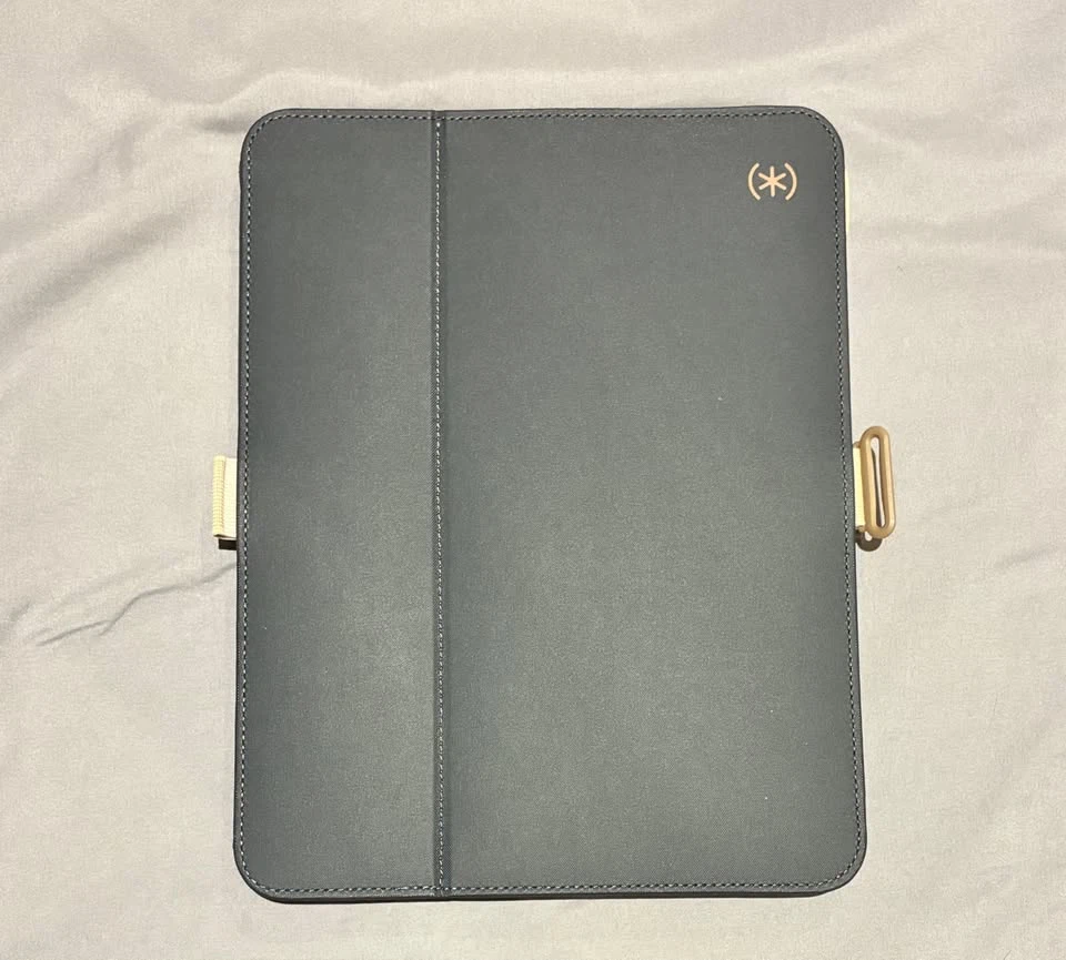 iPad Case / Folio (10.9" – Apple Pencil Compatible)