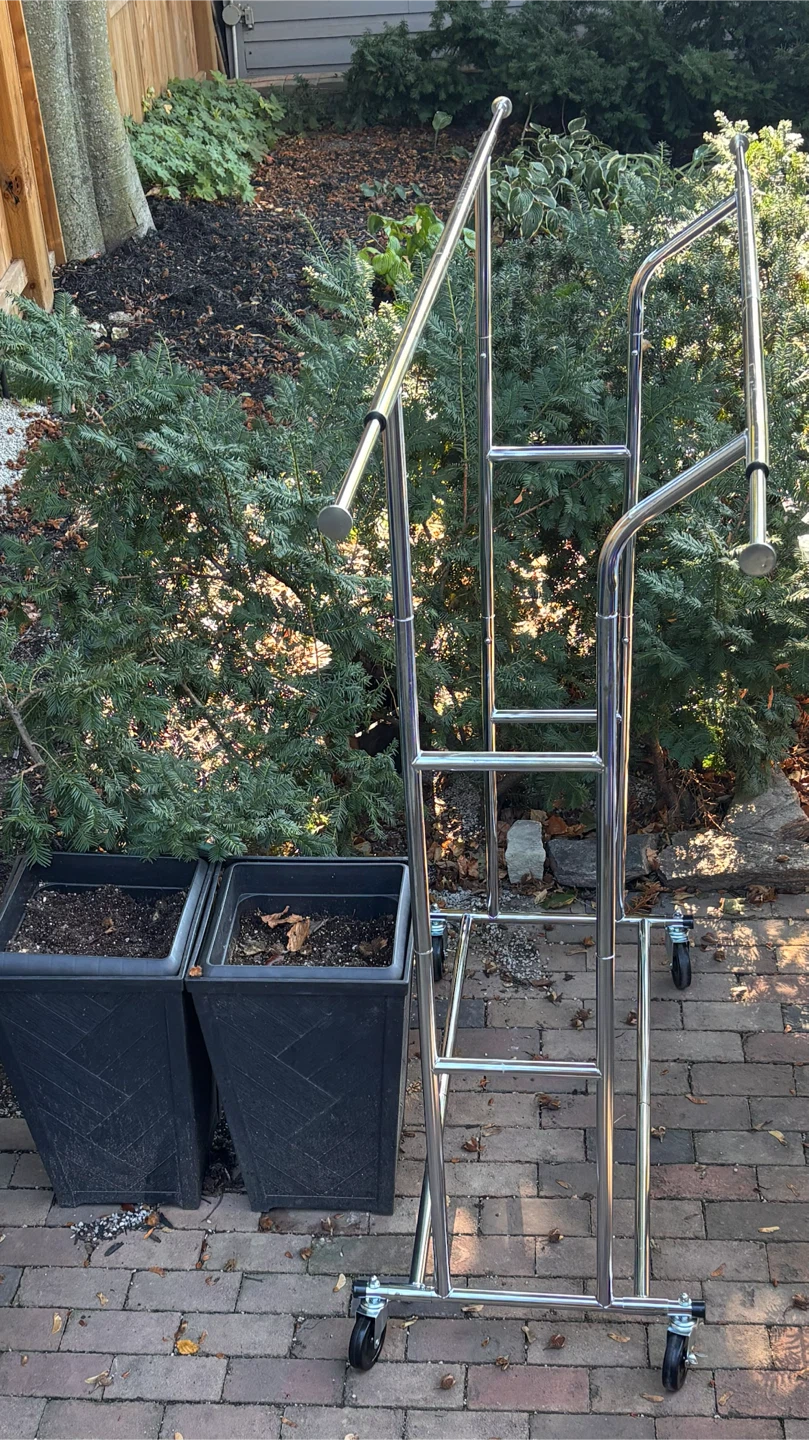 Double Rod Rolling Garment Rack - photo 2