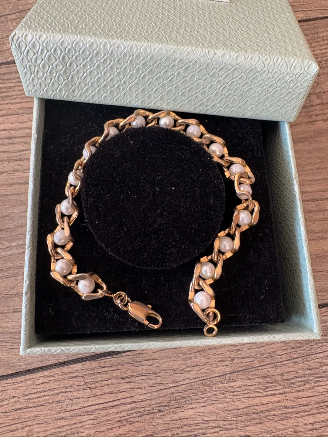 CH Gold Pearl Link Bracelet