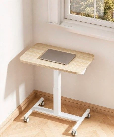 Adjustable Rolling Laptop desk ( NEW)