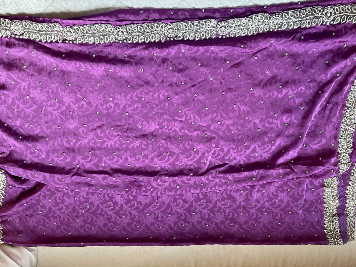 Purple Embellished  Saree - photo 3