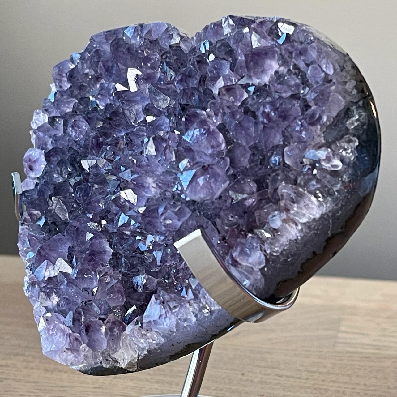 Heart shape Amethyst cluster (4” x 4.5”) - photo 2