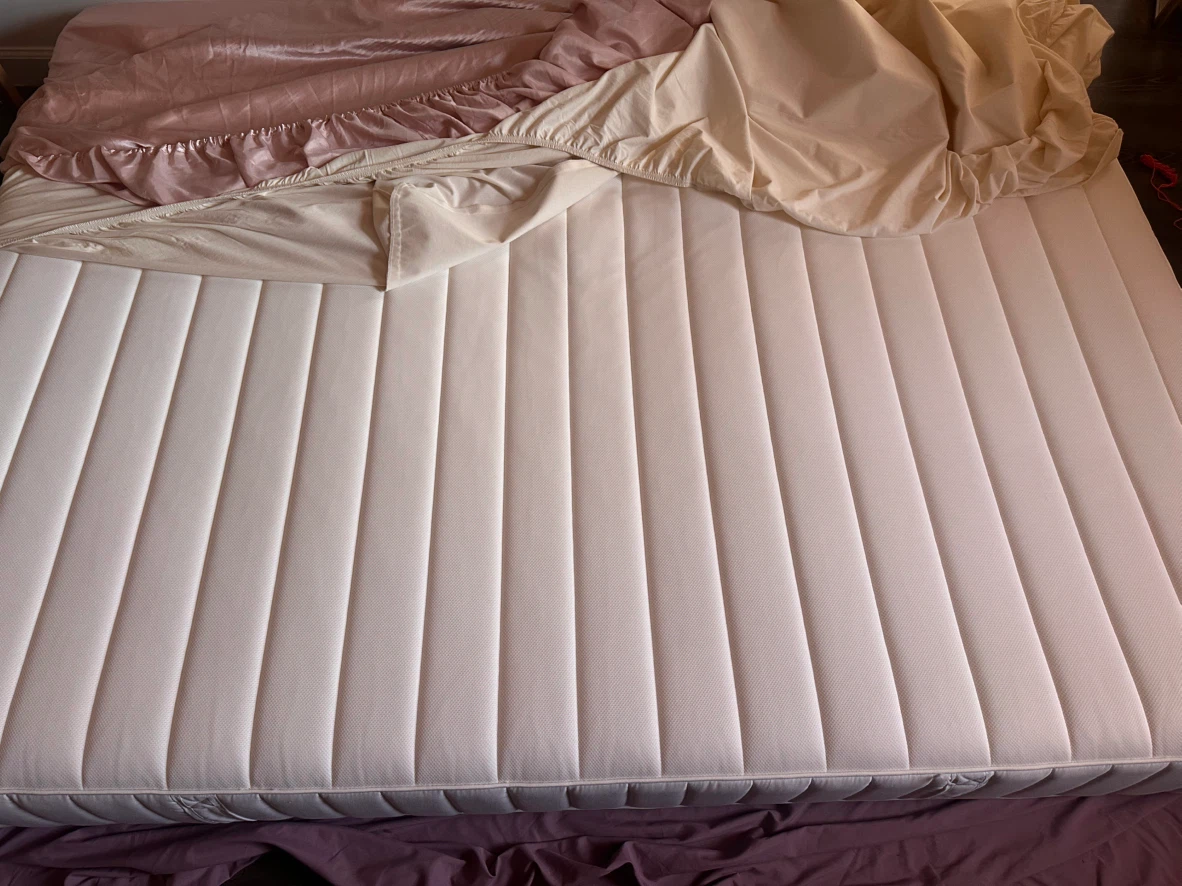 Mattress & Bedframe Queen - photo 2