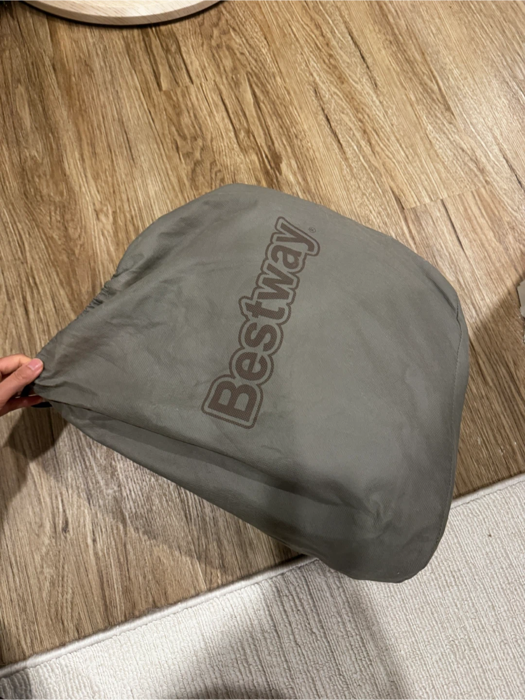 Air Mattress with Built-in Pump - photo 3