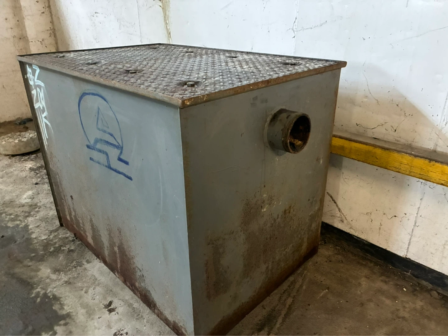Watts 100 GPM Grease Interceptor WD-210-DI