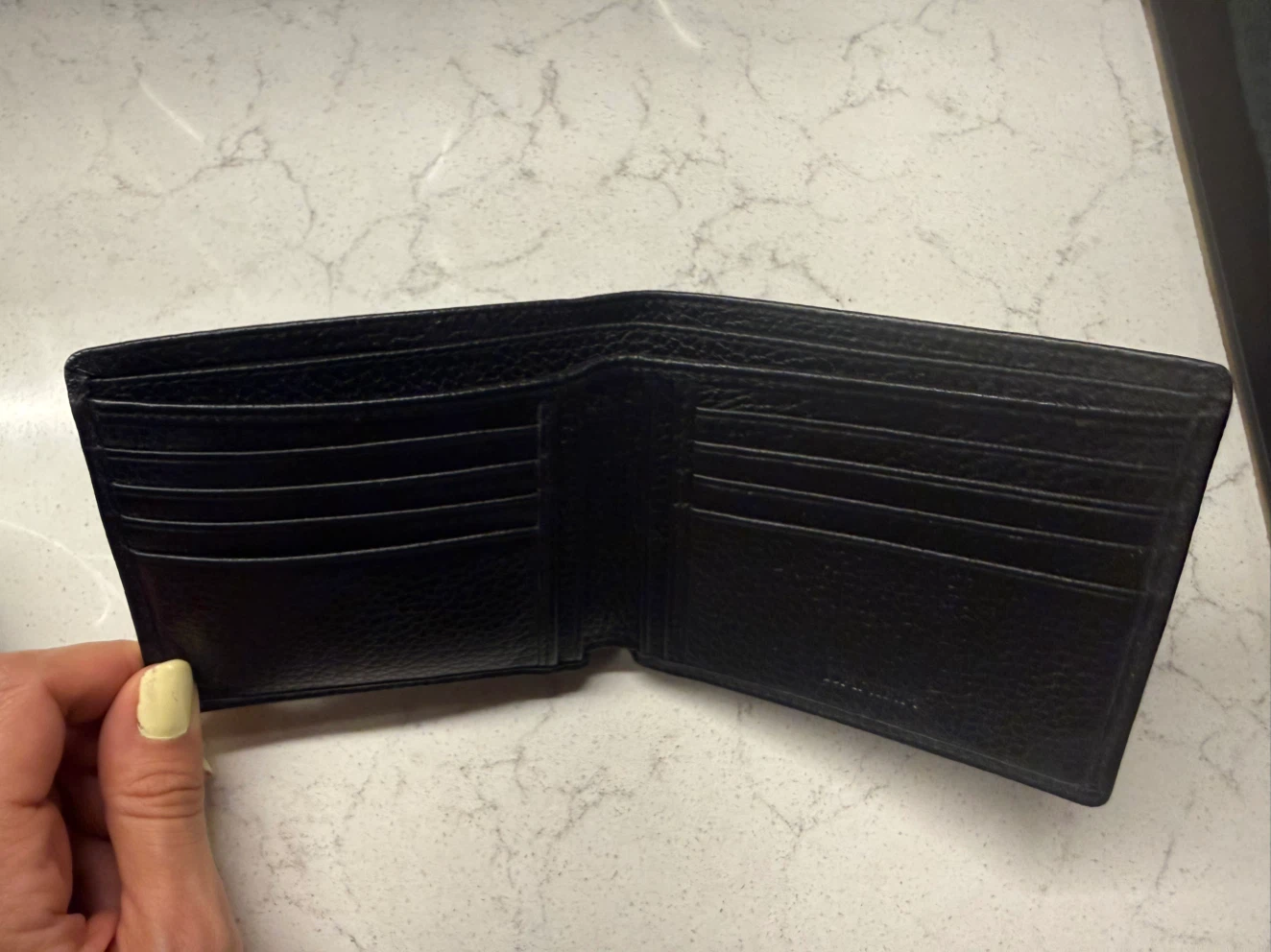 Danier leather wallet men’s - photo 3