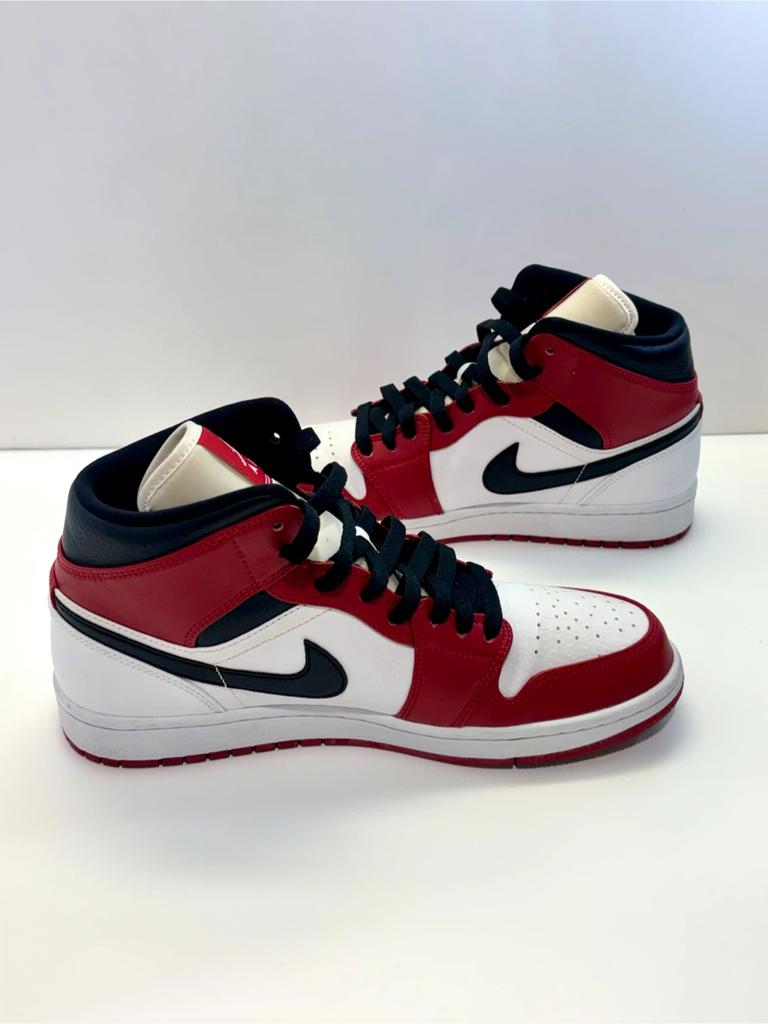 Nike Air Jordan 1 Mid Red White Black - photo 2