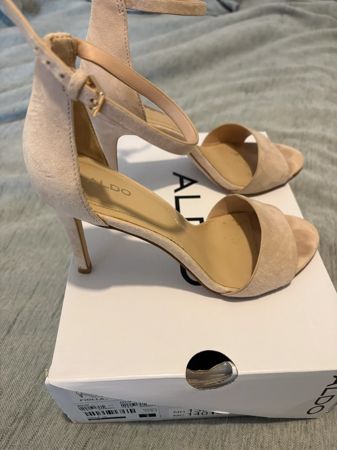 Aldo Fiolla Nude Suede Heels Size 8 - photo 3