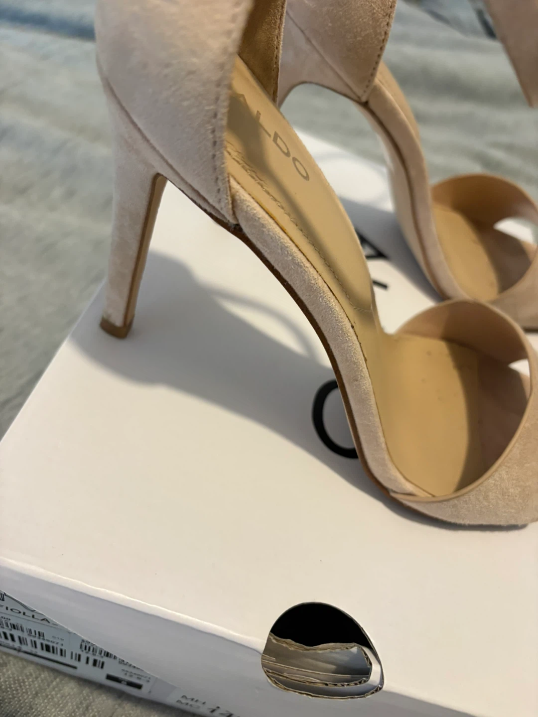 Aldo Fiolla Nude Suede Heels Size 8 - photo 5