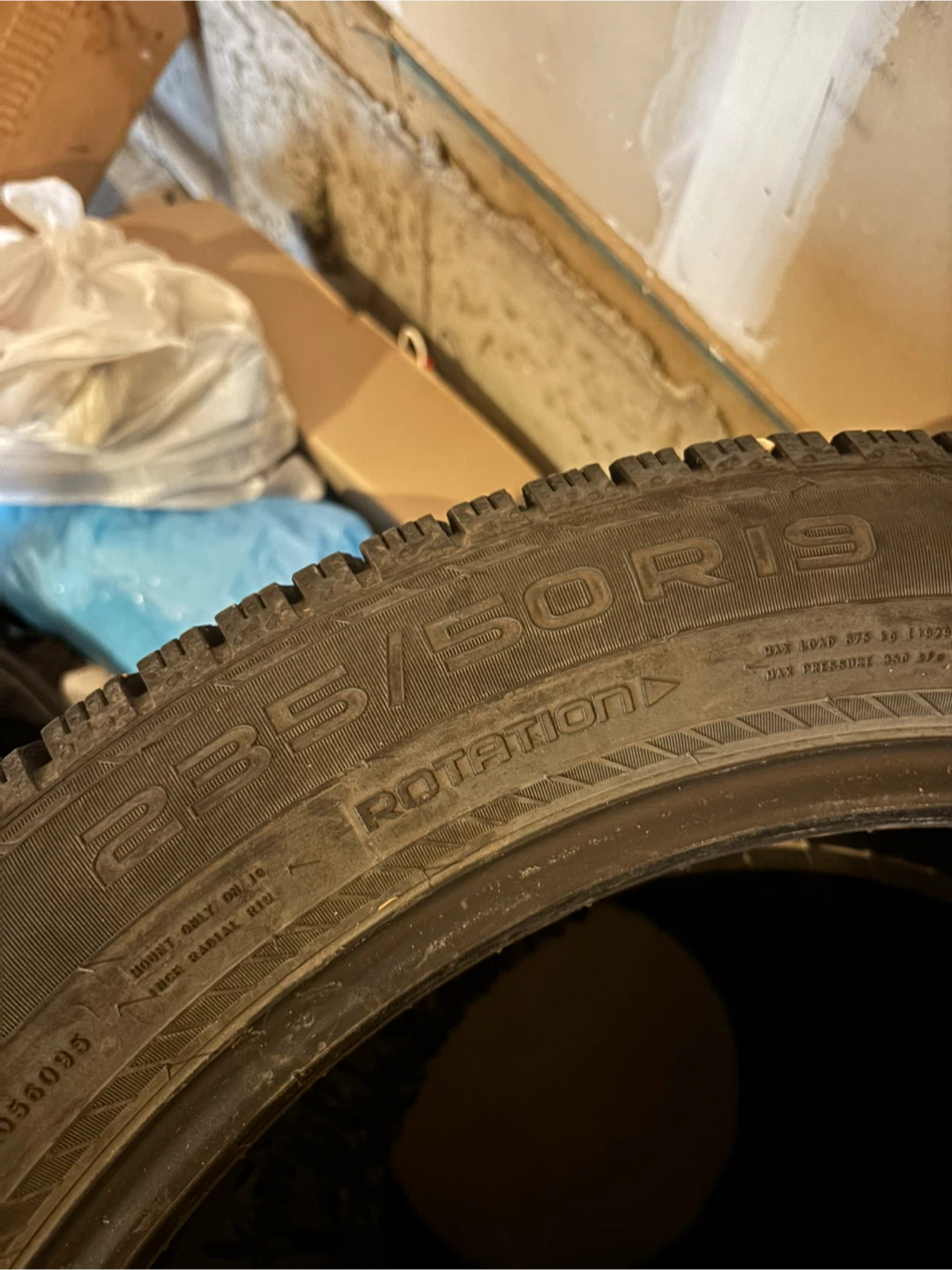 Set of 4 Tires 235/50R19 - photo 2