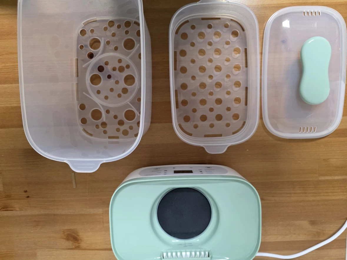 Momcozy Bottle Sterilizer & Dryer BS02 - photo 3