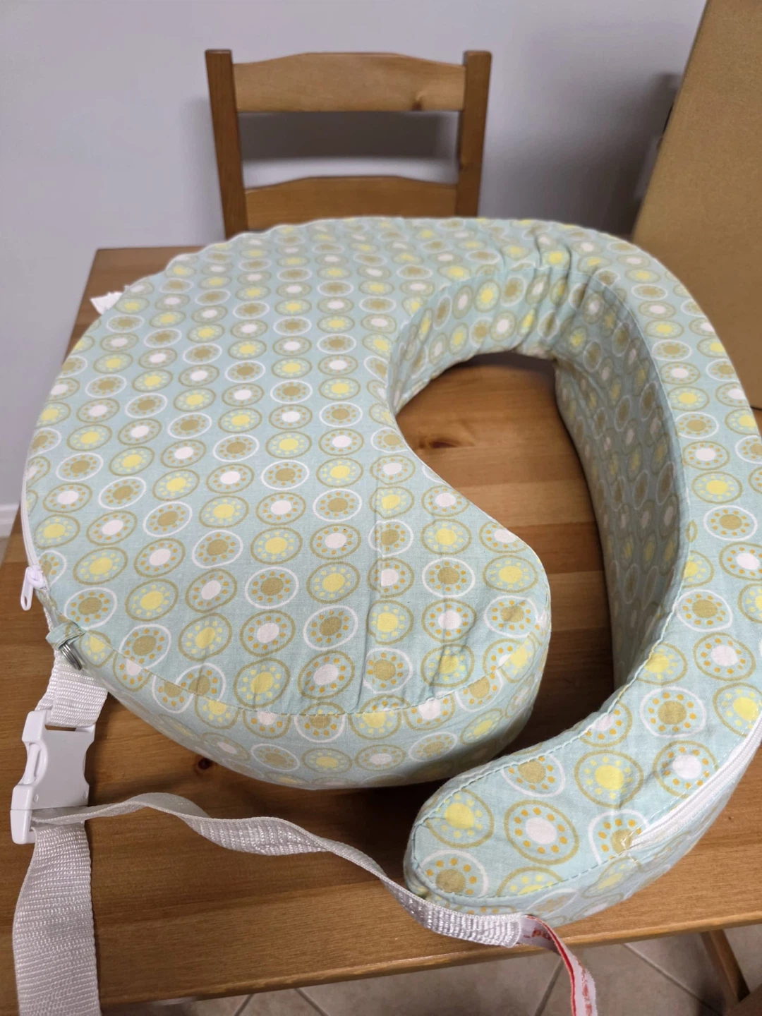 Nursing Pillow - photo 2