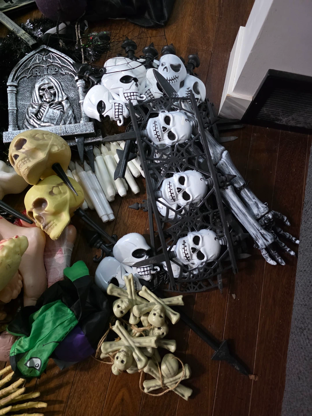 Large Halloween Outdoor Decoration Assortment - photo 4