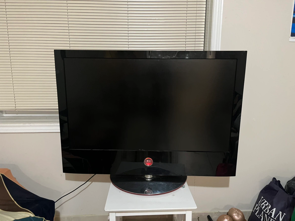 LG Flat Screen Television