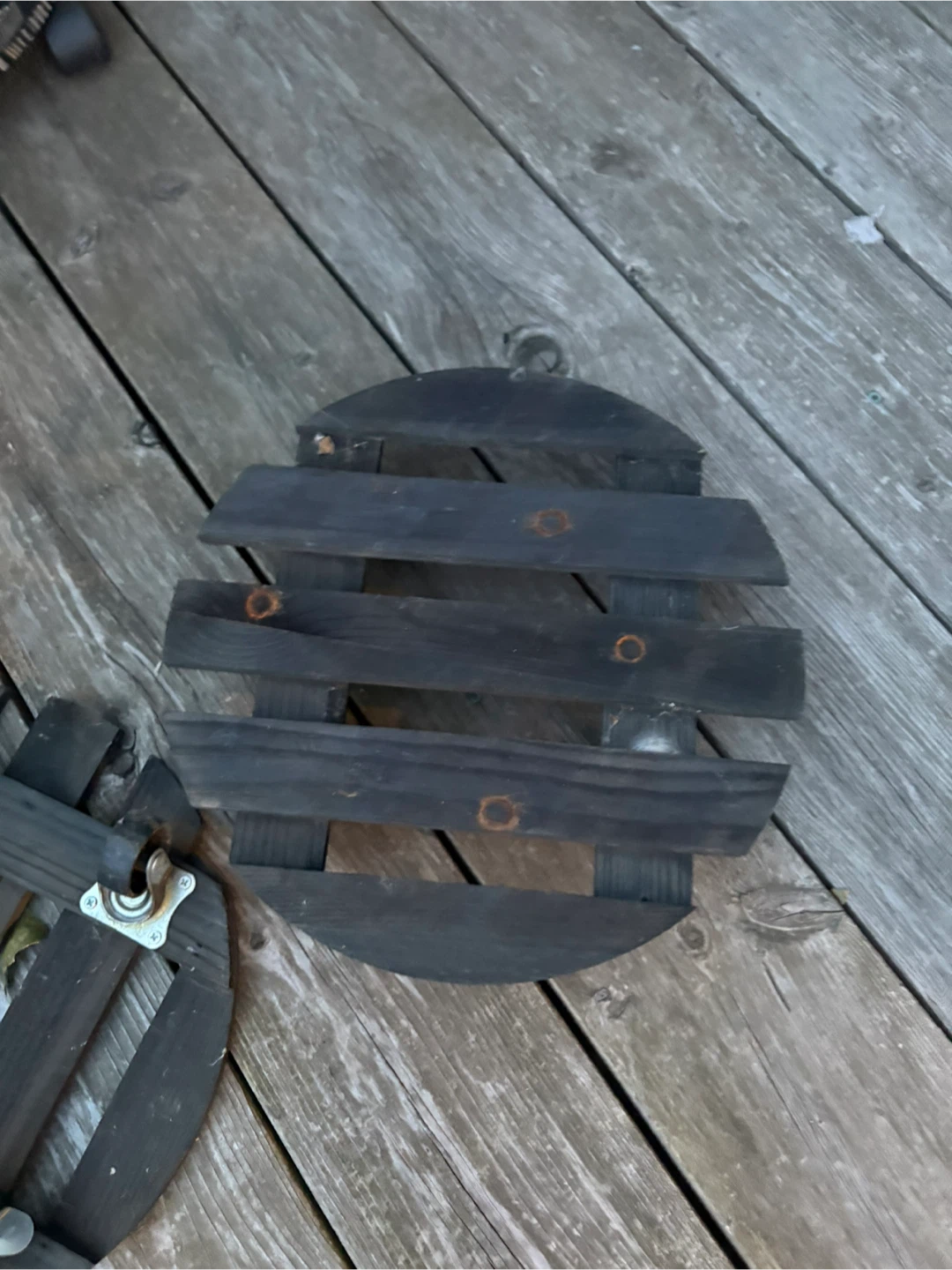Set of 4 Urn Planters with Wooden plastic Dollies$75 - photo 5