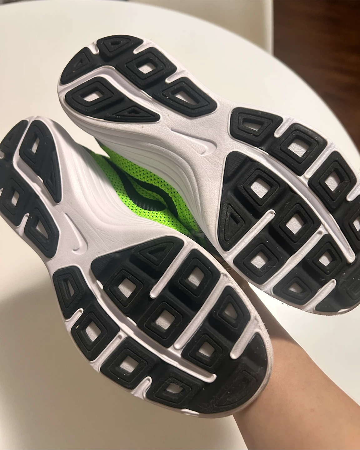 Nike Sneakers Size 4Y - photo 3