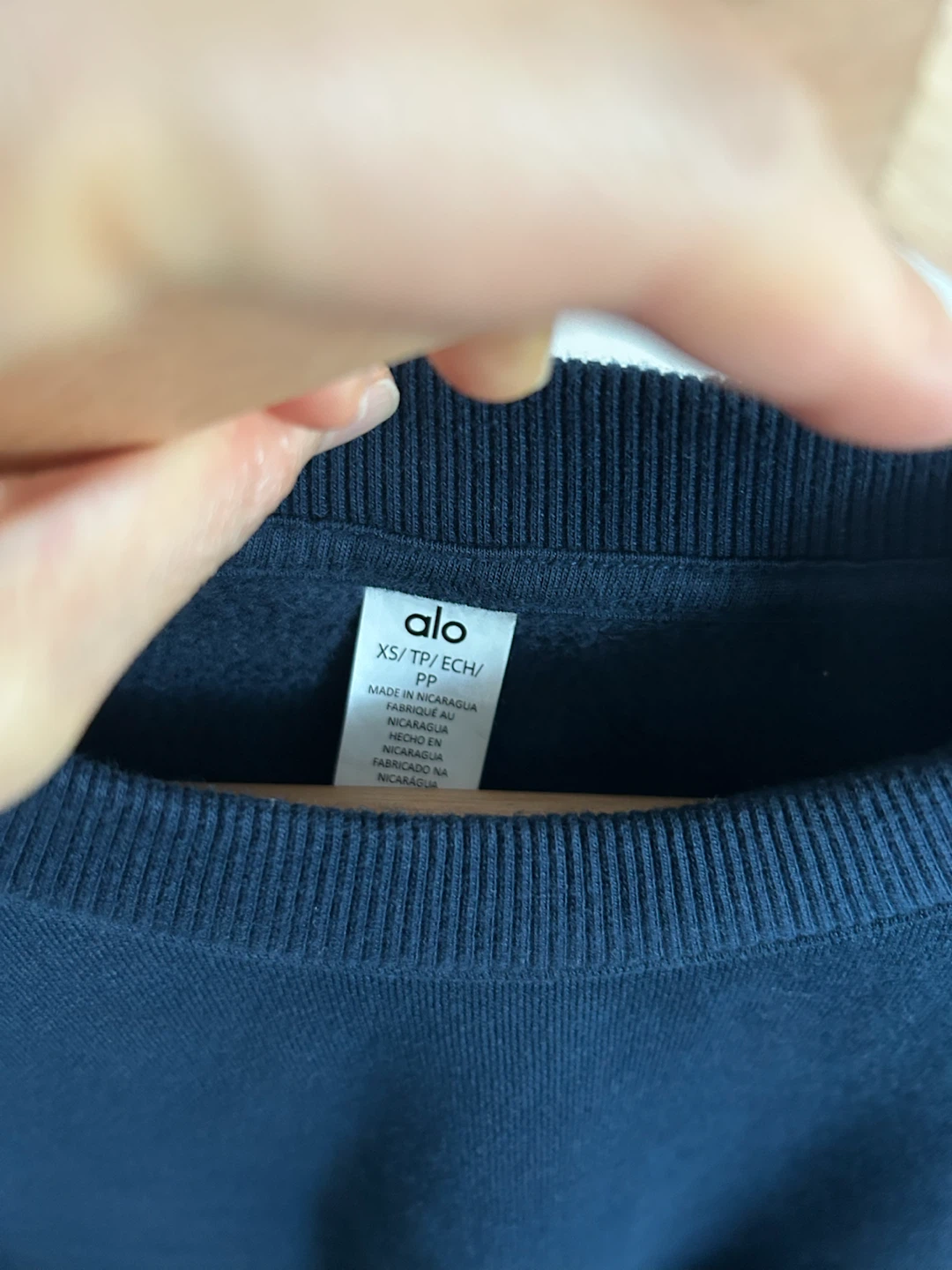 ALO Accolade Crew Neck Pullover, Navy Color, size XS - photo 3
