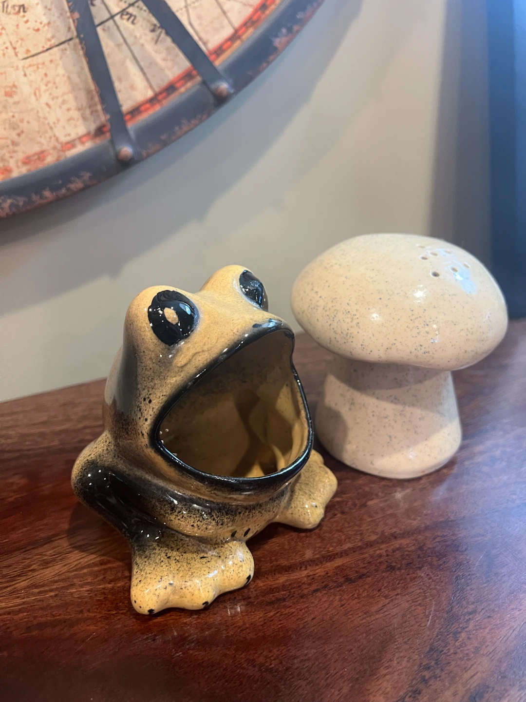 Vintage Medalta Redcliff Frog and Mushroom Sink Set - photo 2