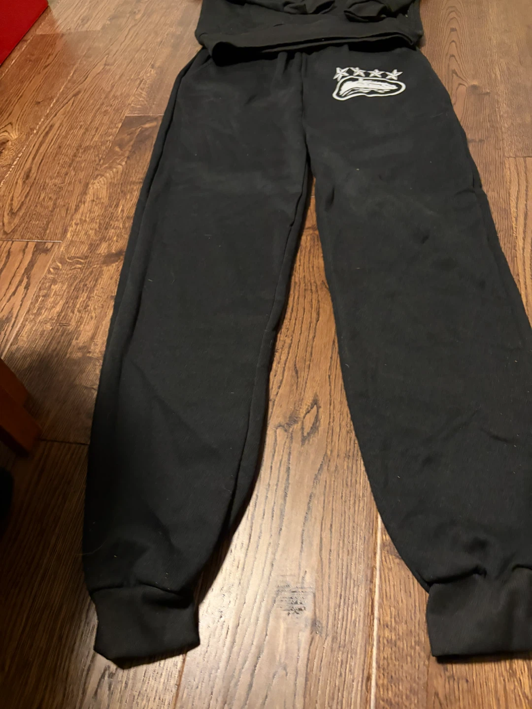 Black Star Graphic Hoodie and Jogger Set - photo 4