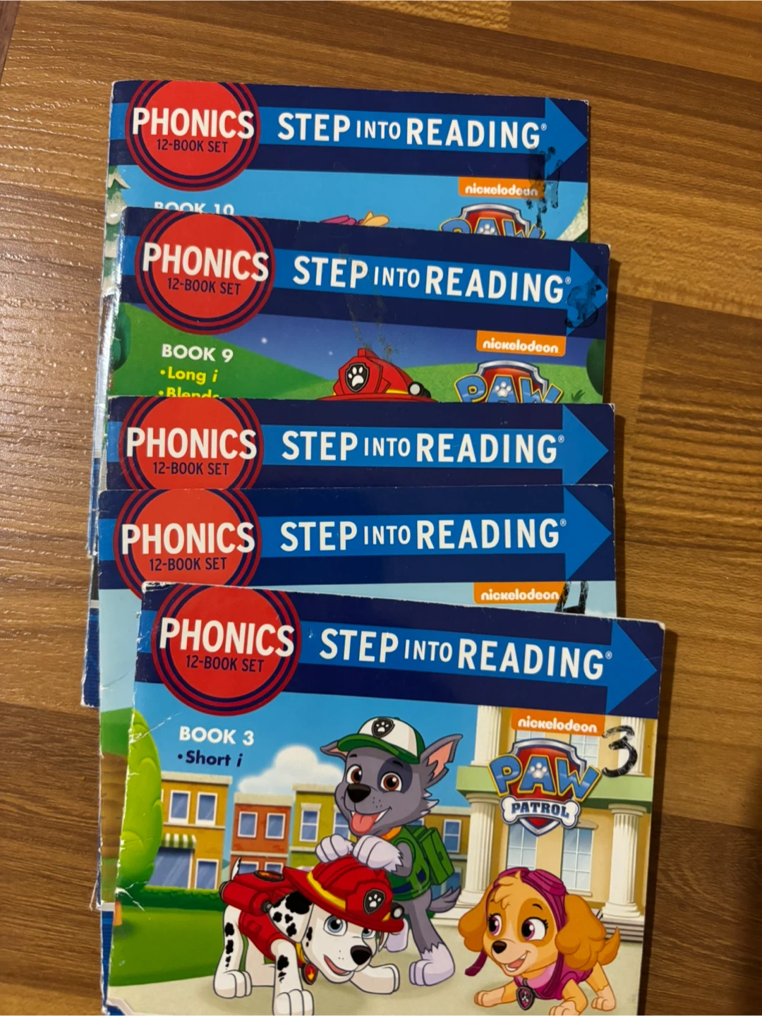Paw Patrol Step into Reading Phonics Book Set