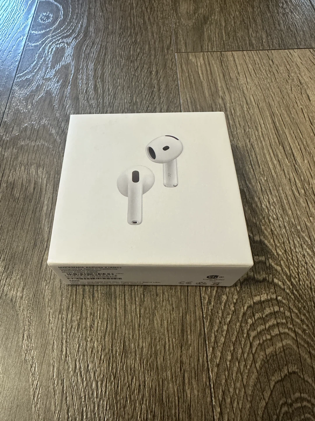 Apple AirPods 4 with Active Noise Cancellation