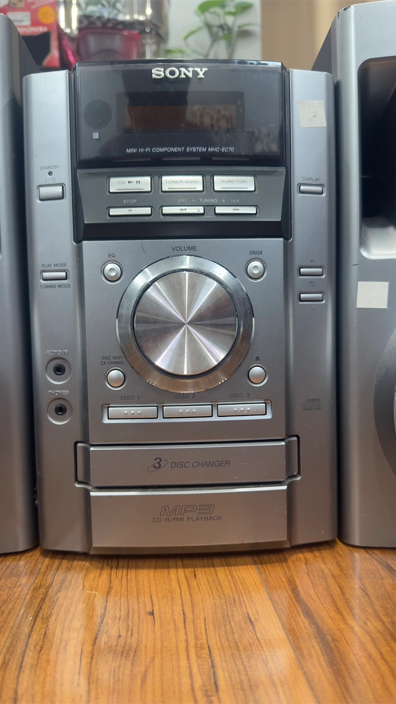 Sony Mini Hi-Fi Stereo System with 3-CD Changer & Speakers - photo 2