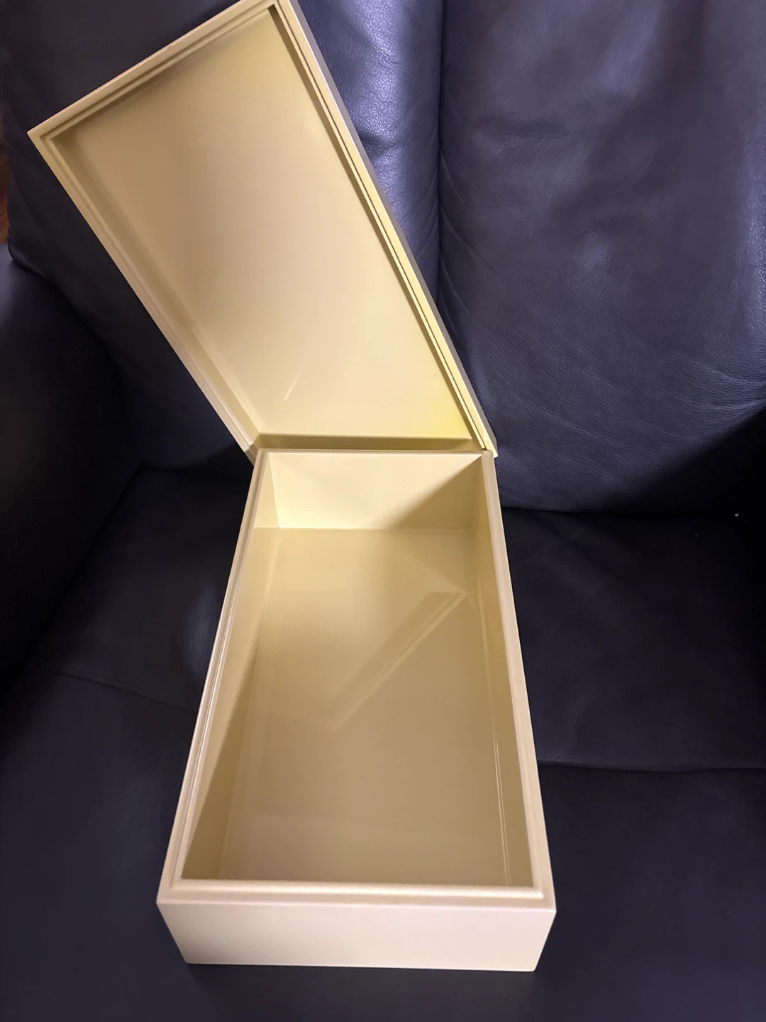 Pottery Barn Lacquer Storage Box - photo 2
