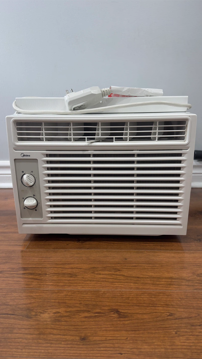 Midea 5000 BTU Window AC – Works Great! - photo 4